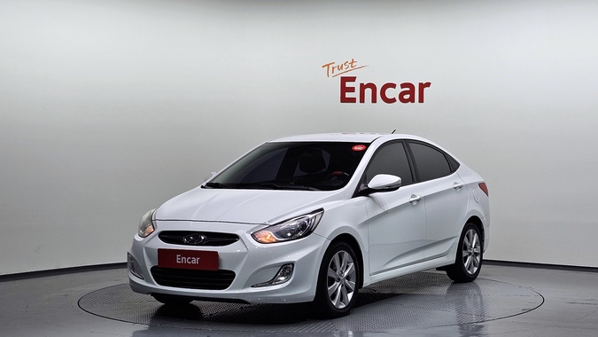Hyundai Accent 2012