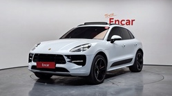 Porsche Macan 2021