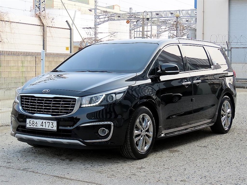 Kia Canival