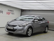 Hyundai Avante 2011