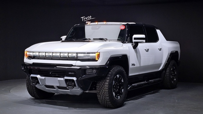 Hummer EV 2025