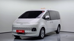 Hyundai Staria 2025