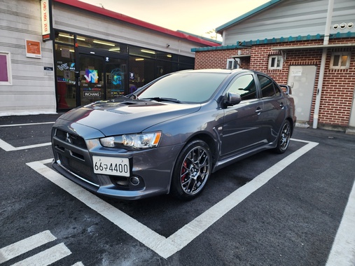 Mitsubishi Lancer Evolution 2009