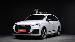 Audi Q7 2023