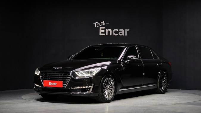 Genesis EQ900 2017