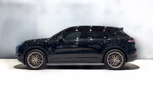 Porsche Cayenne 2023
