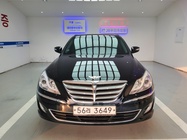 Hyundai Genesis 2012