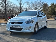 Hyundai Accent 2013