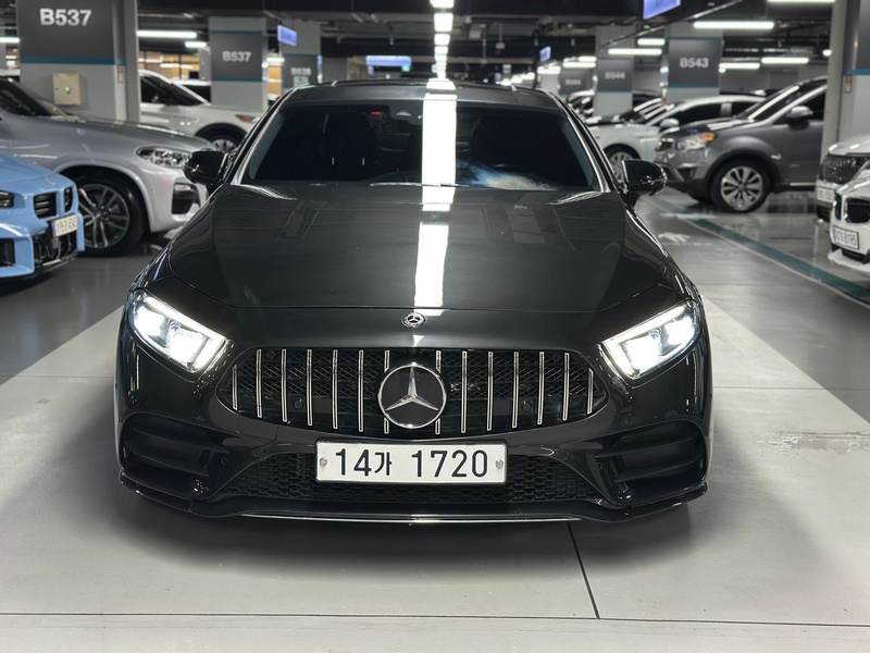 Mercedes-Benz CLS-Class