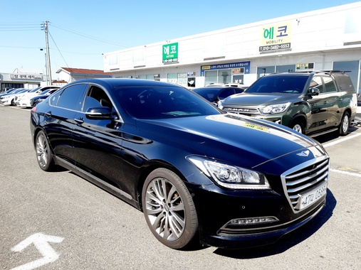 Hyundai Genesis 2015
