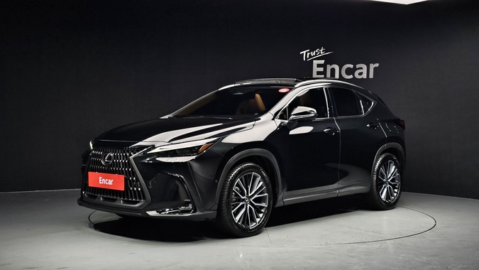Lexus NX 2024