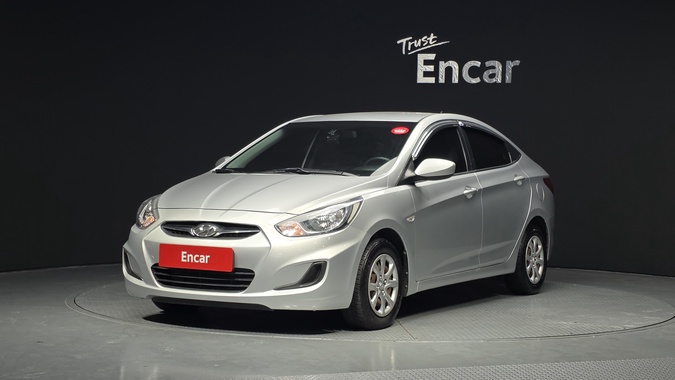 Hyundai Accent 2013