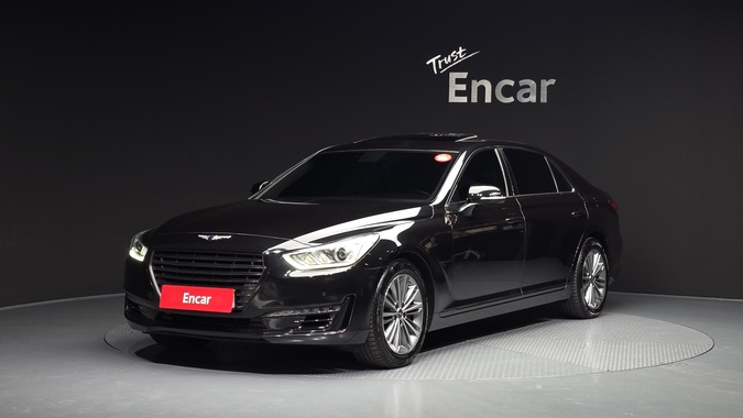 Genesis EQ900 2017