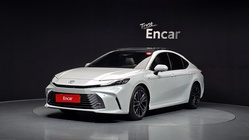 Toyota Camry 2025