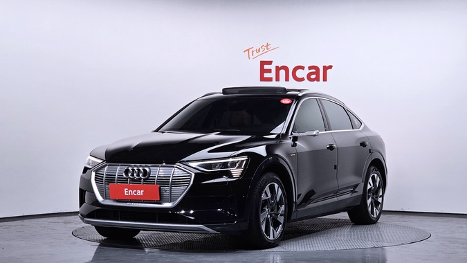 Audi e-tron 2021