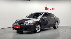 Nissan Altima 2010