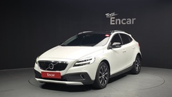 Volvo V40 2019