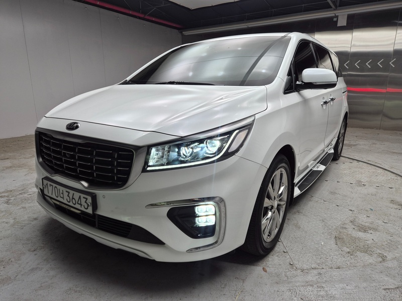 Kia Canival