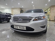Ford Taurus 2011