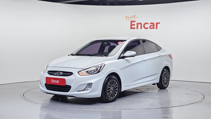 Hyundai Accent 2012