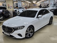 Mercedes-Benz E-Class 2024