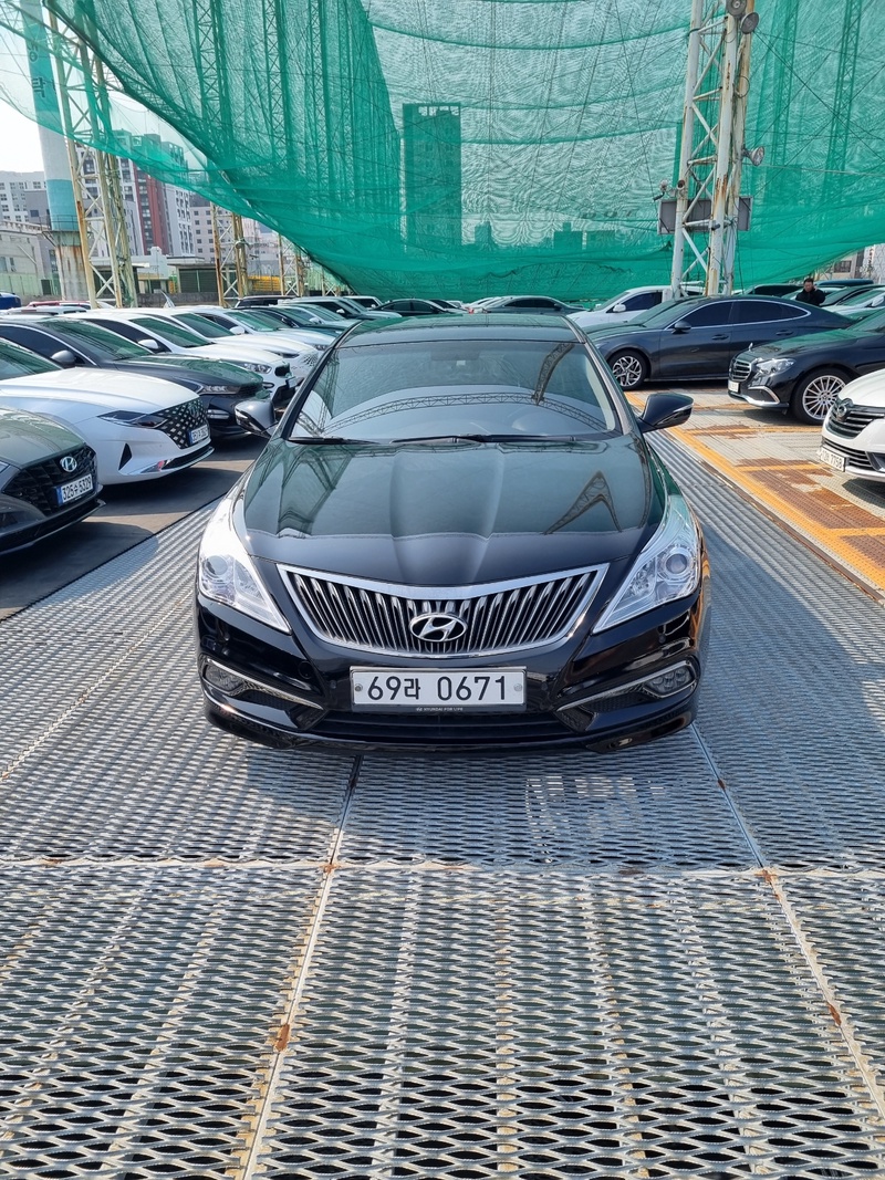 Hyundai Grandeur