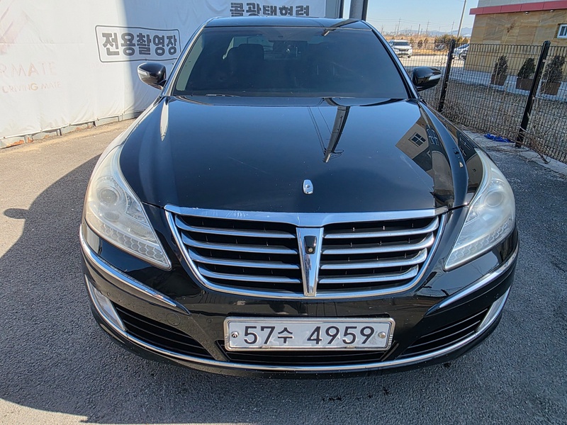 Hyundai Equus