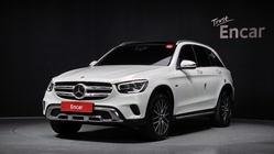Mercedes-Benz GLC-Class 2021