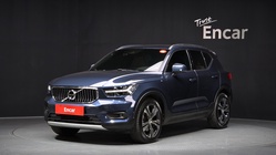 Volvo XC40 2021