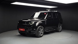 Land Rover Defender 2025