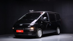 Hyundai Staria 2025