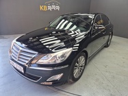 Hyundai Genesis 2013