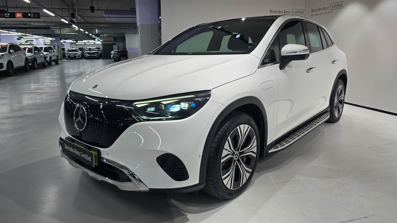 Mercedes-Benz EQE