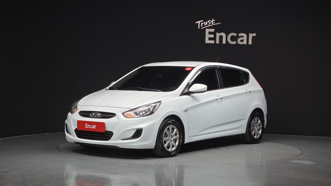 Hyundai Accent 2013