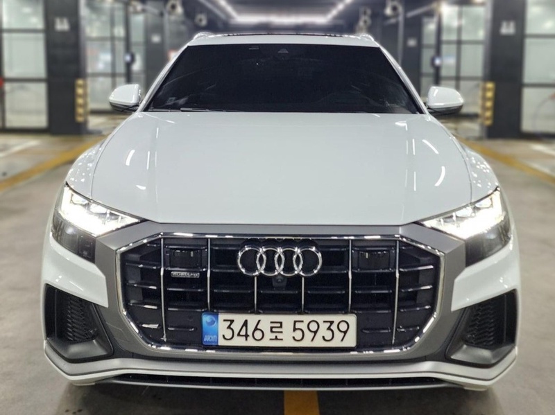 Audi Q8