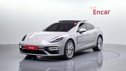 Porsche Panamera 2022