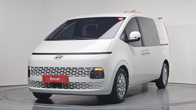 Hyundai Staria 2022