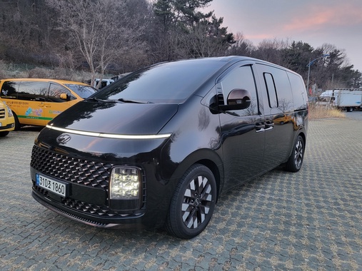 Hyundai Staria 2021
