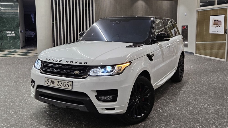 Land Rover Sport