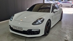 Porsche Panamera 2020