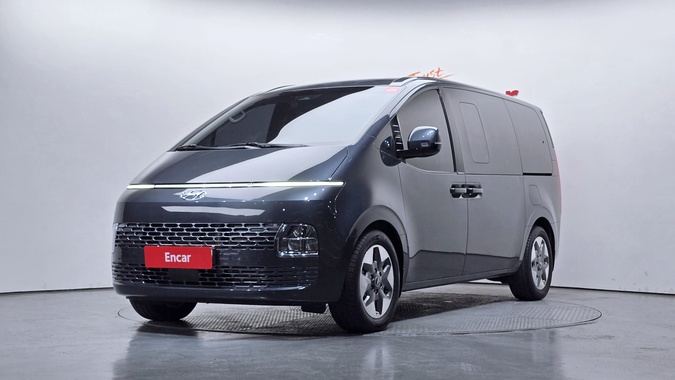 Hyundai Staria 2021