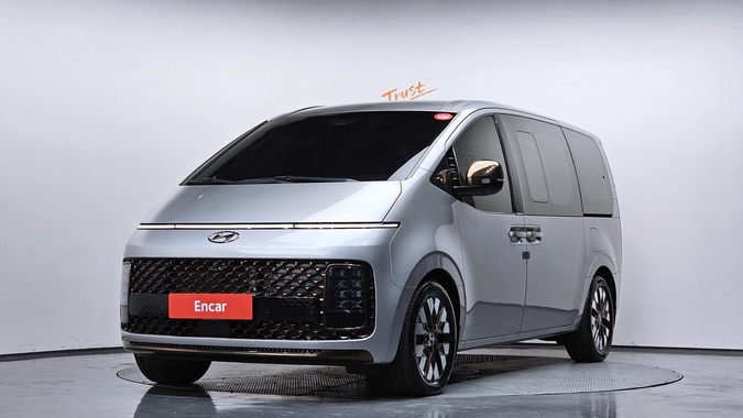 Hyundai Staria 2021
