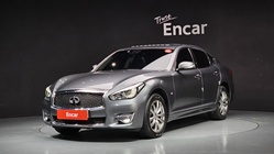 Infiniti Q70 2017