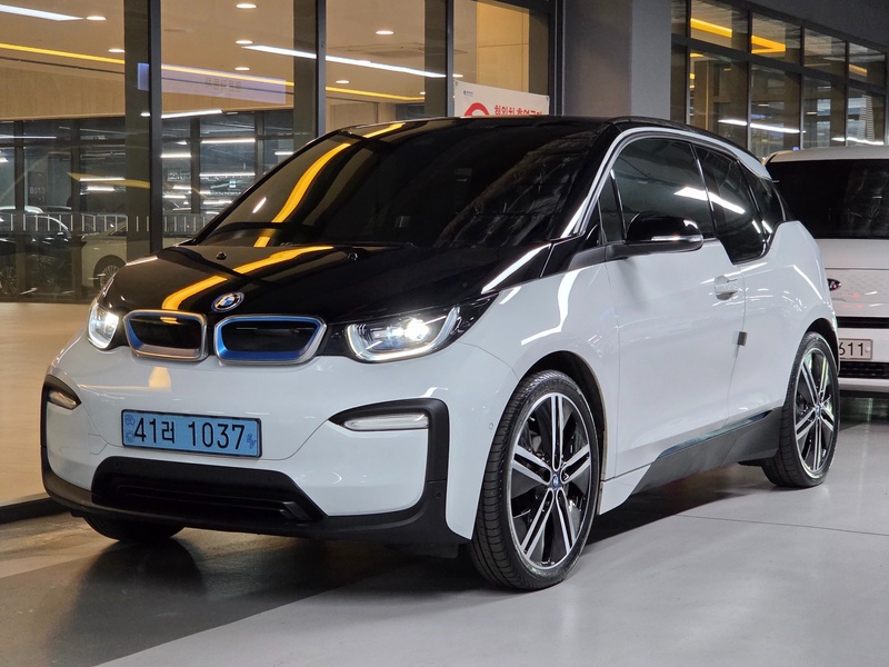 BMW i3