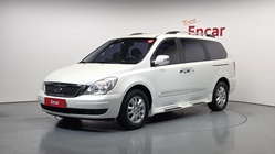Kia Canival 2011