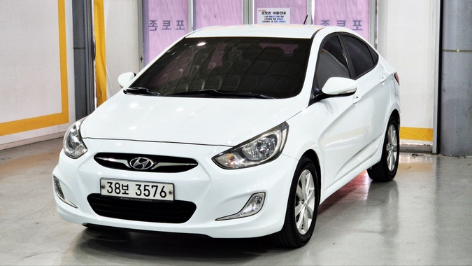Hyundai Accent 2013