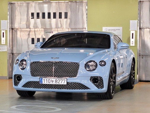 Bentley Continental 2021