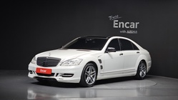 Mercedes-Benz S-Class 2011