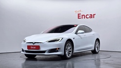 Tesla Model S 2020