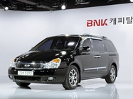 Kia Canival 2013